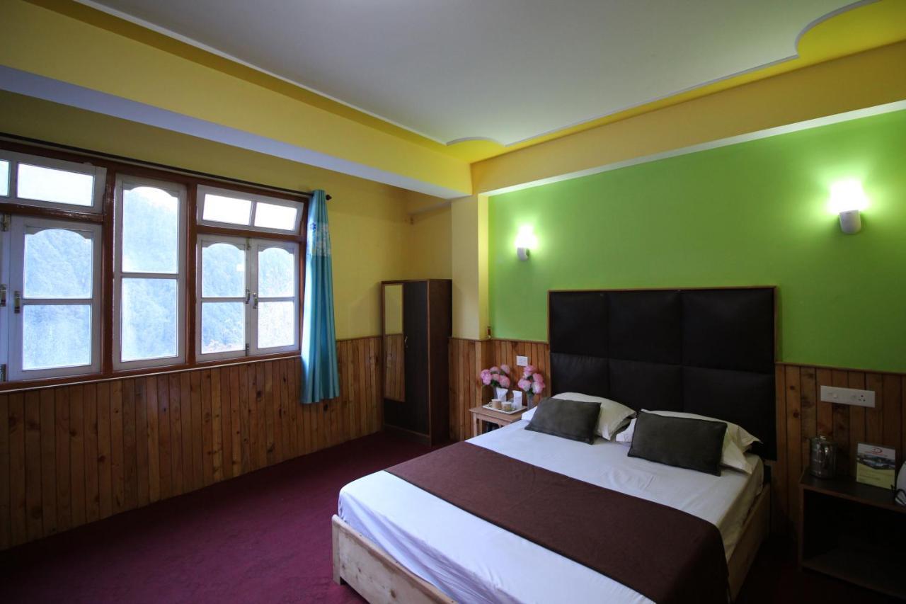 Delight Royal Lachen Ngoại thất bức ảnh